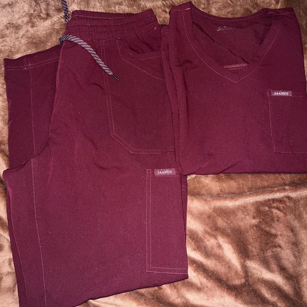Jaanuu Women’s Scrub Set XL
